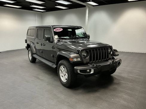 Used 2021 Jeep Gladiator Sport AWD/4WD image 7