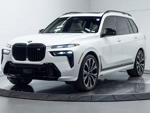 Certified 2025 BMW X7 M60i AWD/4WD image 6