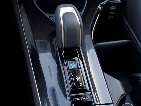 New 2026 Toyota Crown XLE image 24