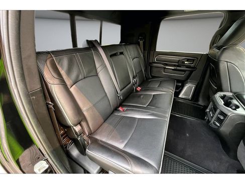 Used 2020 RAM 2500 Limited AWD/4WD image 42