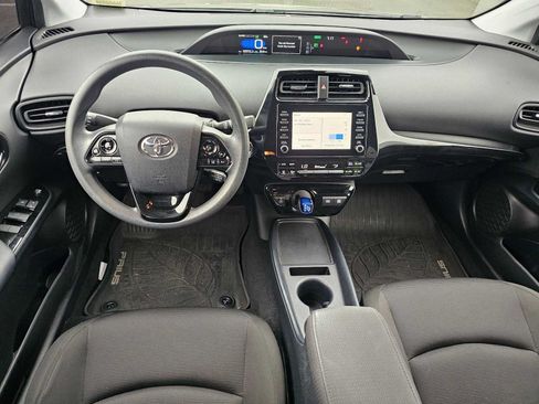 Used 2020 Toyota Prius L Eco FWD image 18