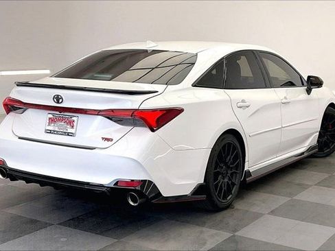 Used 2020 Toyota Avalon TRD FWD image 13