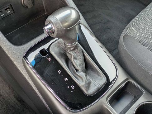 Used 2017 Kia Forte LX image 28