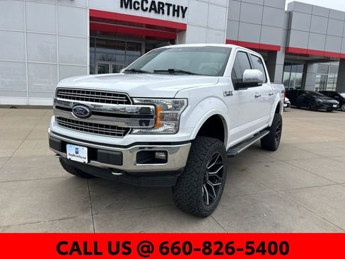 Used 2020 Ford F150 Lariat image 2