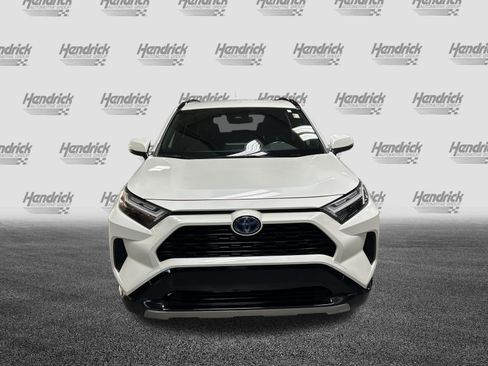 Used 2022 Toyota RAV4 SE AWD/4WD image 3