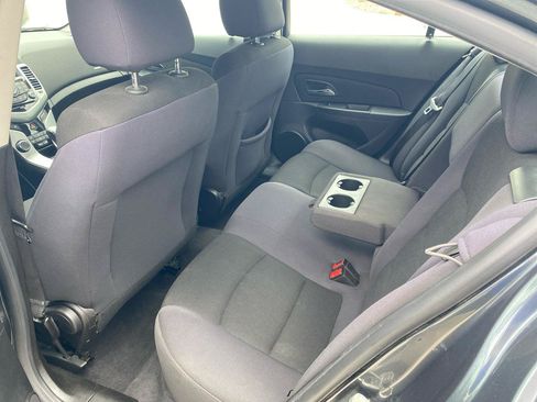 Used 2013 Chevrolet Cruze LT FWD image 12