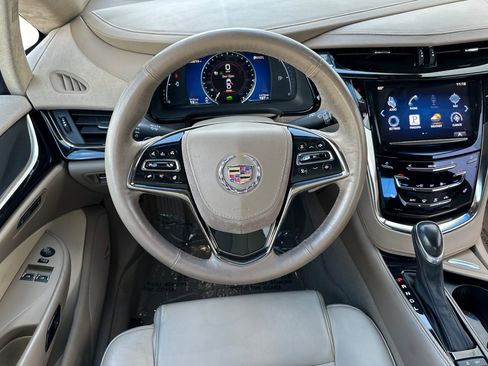 Used 2014 Cadillac ELR w/ Luxury Package FWD image 30