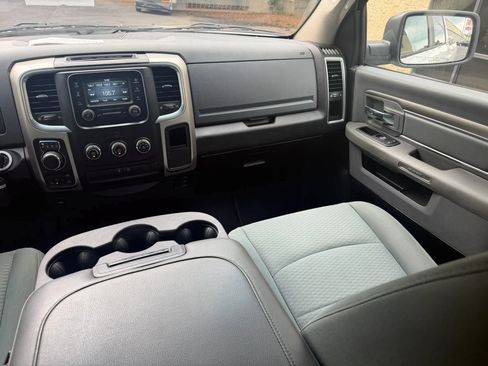 Used 2019 RAM 1500 Classic SLT AWD/4WD image 15