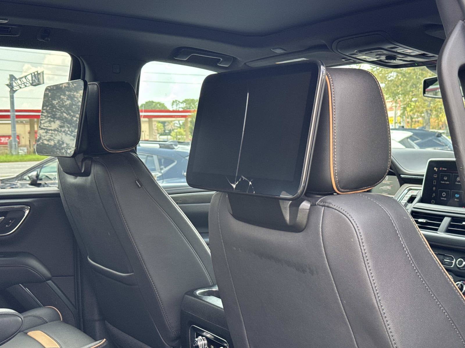 Used 2024 GMC Yukon AT4 w/ Technology Package AWD/4WD image 26
