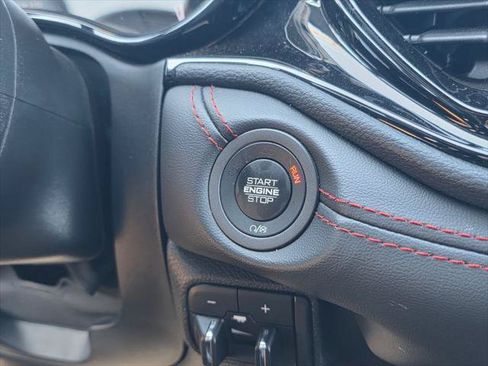 Used 2024 Dodge Durango GT RWD image 30