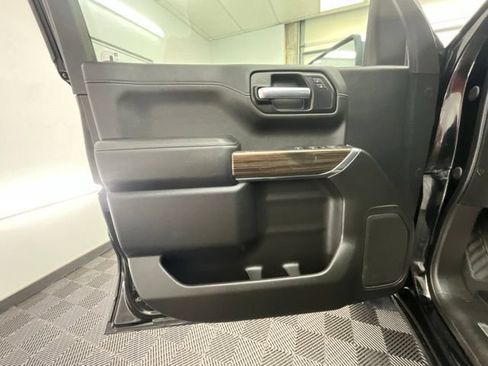 Used 2021 Chevrolet Silverado 1500 LT w/ LPO, Dark Essentials Package AWD/4WD image 12