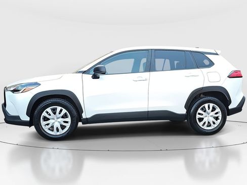 Used 2023 Toyota Corolla Cross L FWD image 8