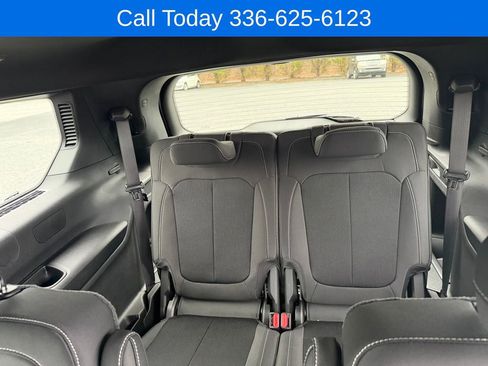 New 2026 Jeep Grand Cherokee L Laredo AWD/4WD image 12