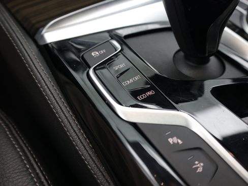 Used 2019 BMW 640i Gran Turismo xDrive AWD/4WD image 17