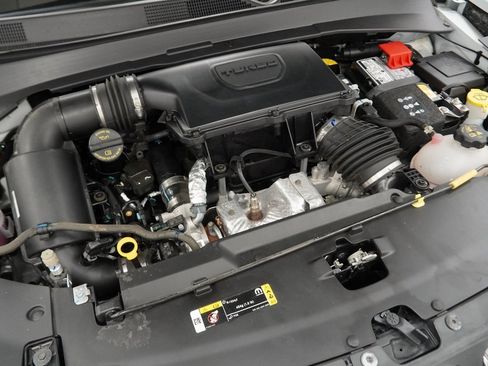 Certified 2024 Jeep Compass Latitude image 49