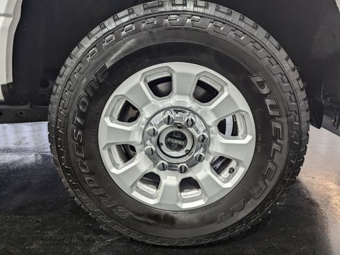 Used 2024 Ford F250 XLT image 10