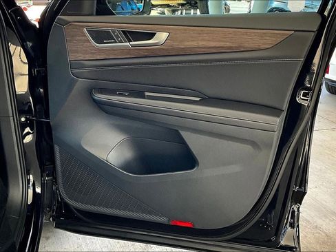 New 2026 Volkswagen Atlas SEL Premium R-Line image 28