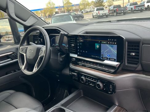 Used 2025 Chevrolet Silverado 2500 LT w/ Trail Boss Package image 19