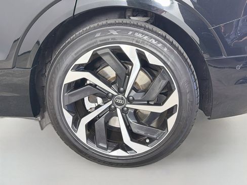 Certified 2024 Audi Q8 e-tron Prestige w/ Prestige Package AWD/4WD image 33