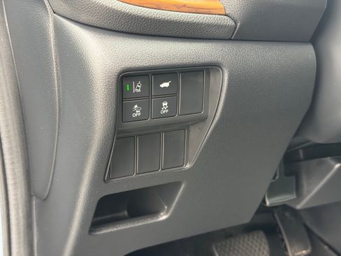 Used 2022 Honda CR-V EX-L image 16