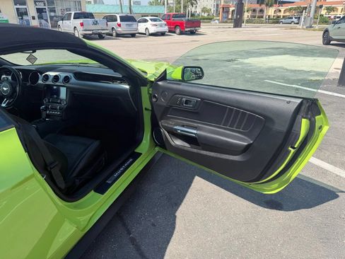 Used 2020 Ford Mustang Premium RWD image 18