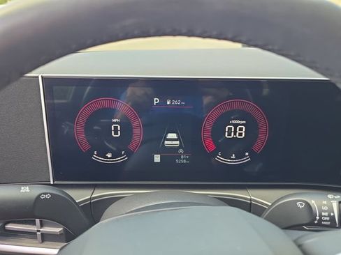 Certified 2025 Hyundai Santa Fe SE AWD/4WD image 18