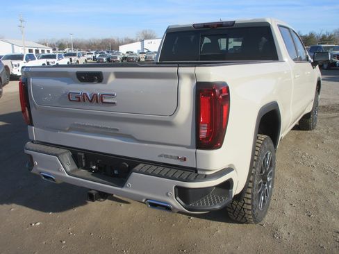 New 2026 GMC Sierra 1500 AT4 w/ AT4 Premium Package image 5