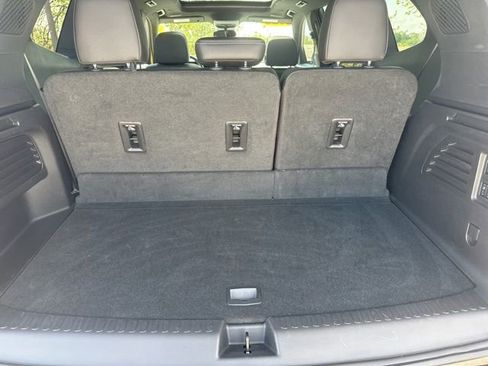Used 2025 Buick Enclave Sport Touring w/ Power Package AWD/4WD image 59