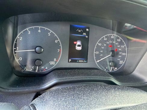 Used 2024 Toyota Corolla SE FWD image 6