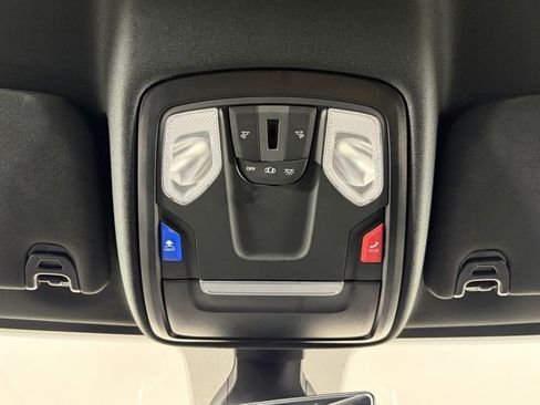 Used 2024 RAM 2500 Big Horn w/ Sport Appearance Package image 21