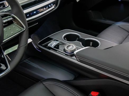 New 2026 Cadillac Lyriq Sport image 14