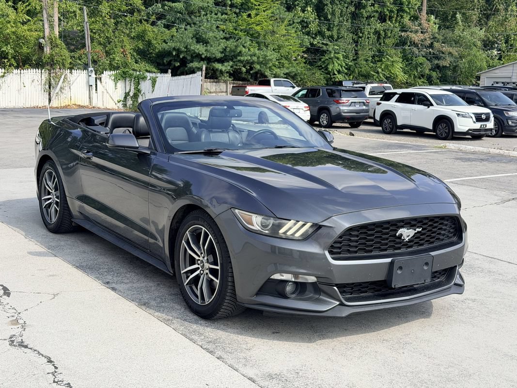 Used 2016 Ford Mustang Premium RWD image 8