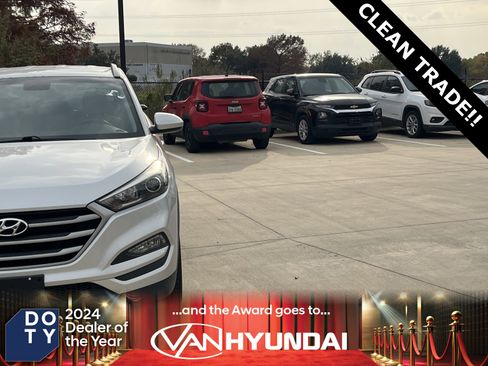 Used 2017 Hyundai Tucson SE image 3