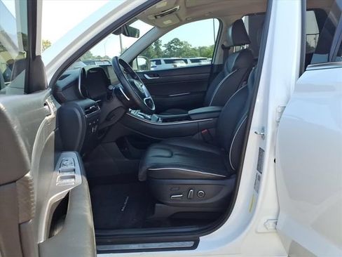 Used 2023 Hyundai Palisade Limited AWD/4WD image 13