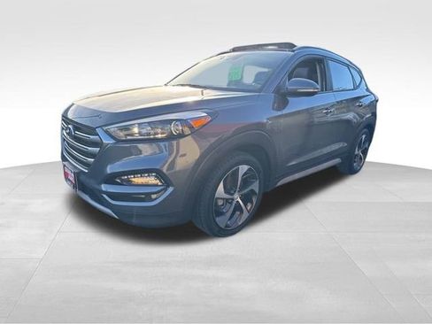 Used 2015 Chrysler 200 C w/ Navigation & Sound Group I image 33