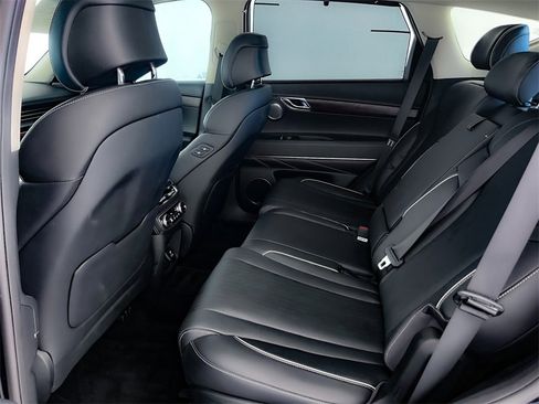 Used 2023 Genesis GV80 2.5T w/ Prestige Package image 27