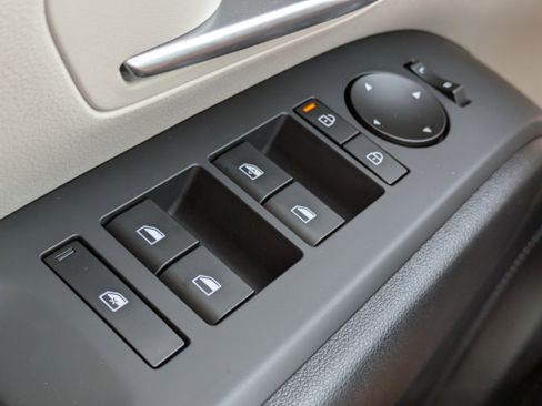 New 2026 Hyundai Tucson Blue SE image 21