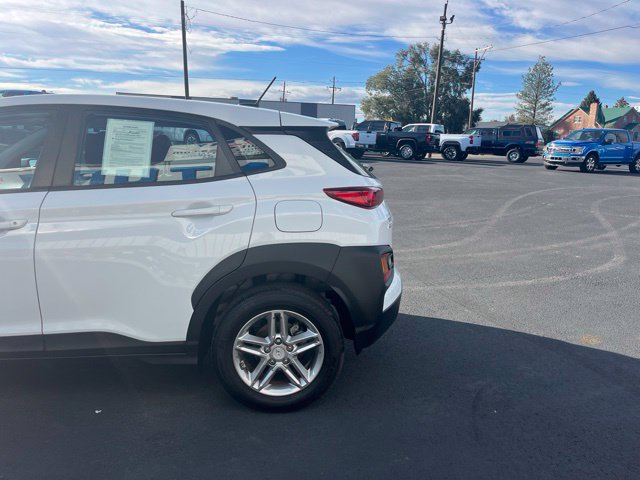 Used 2021 Hyundai Kona SE w/ Cargo Package FWD image 8