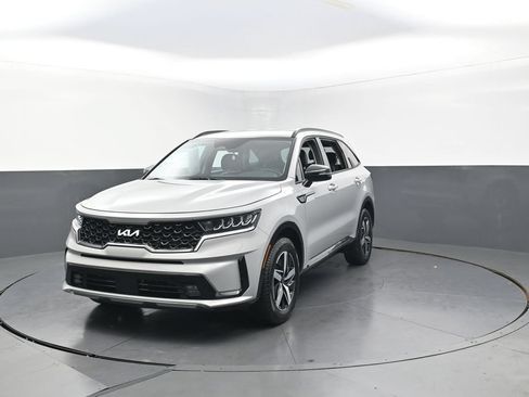 Used 2023 Kia Sorento EX FWD image 9