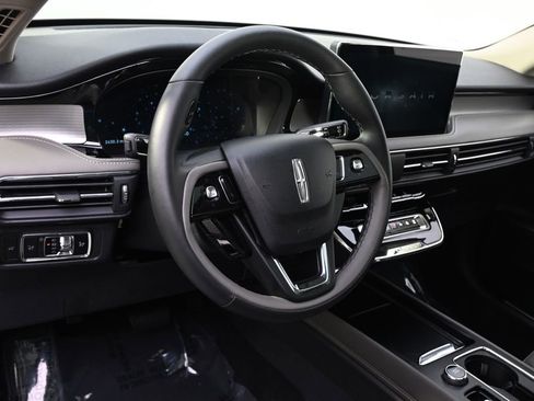 New 2026 Lincoln Corsair Premiere AWD/4WD image 11