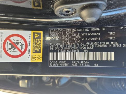 Used 2018 Toyota Highlander XLE image 32