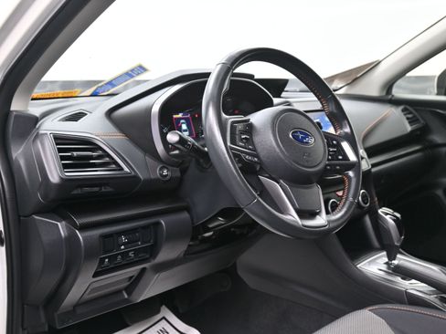 Used 2023 Subaru Crosstrek 2.0i Premium image 18