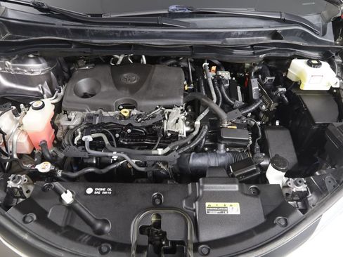 Used 2021 Toyota Sienna XLE FWD image 52