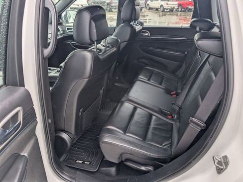 Used 2019 Jeep Grand Cherokee Limited image 20