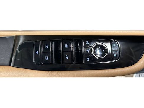 Used 2025 INFINITI QX80 Luxe image 33