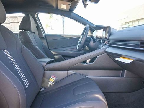 New 2026 Hyundai Elantra Sport image 19