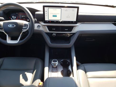 New 2026 Ford Explorer Active image 8
