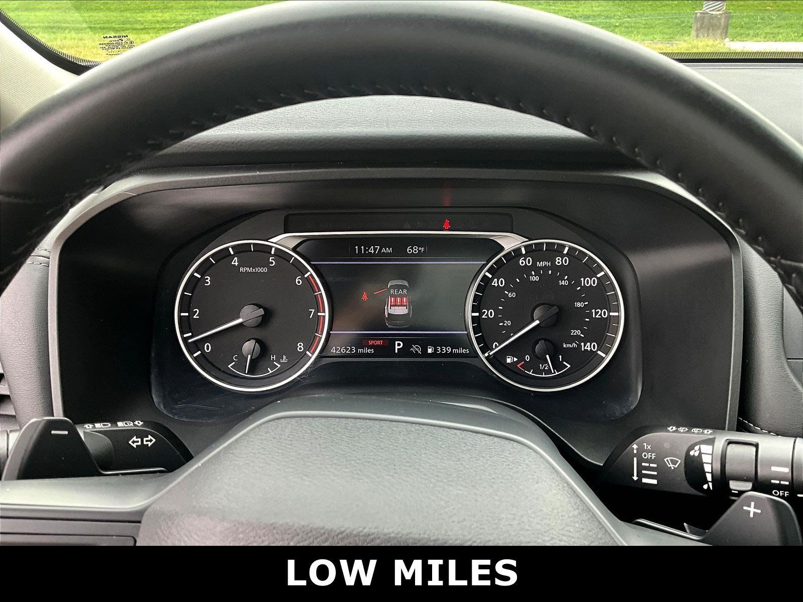 Used 2025 Nissan Rogue SV AWD/4WD image 4