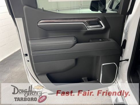 New 2025 Chevrolet Silverado 1500 LTZ w/ LTZ Premium Package image 38