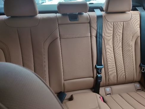 Used 2023 BMW 530i xDrive w/ Premium Package image 27